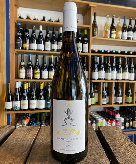 PIERRE HENRI GADAIS - DOMAINE DE LA COMBE - MUSCADET - 2022